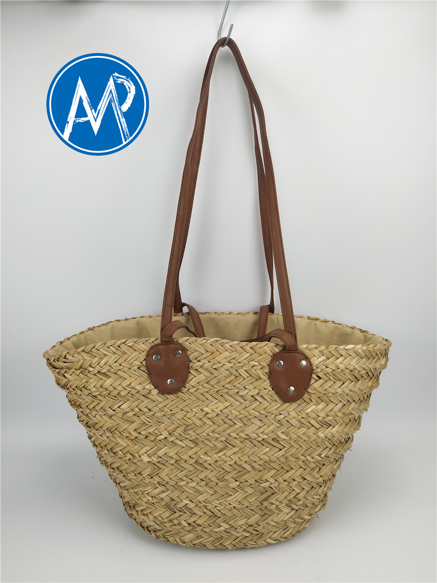 straw bags